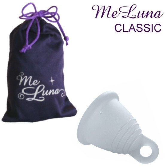 Menstruační kalíšek Me Luna Classic M Shorty s očkem čirá (MELU110)