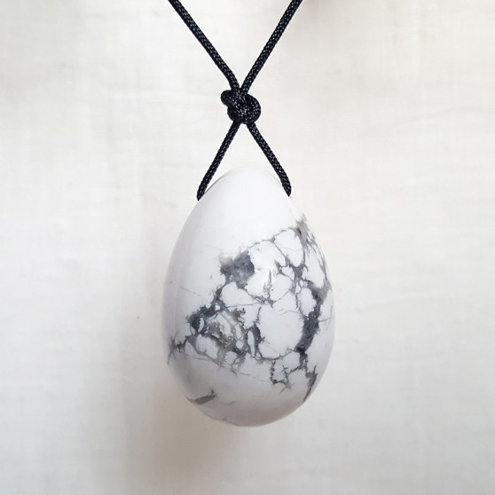Kamenné vajíčko s otvorem Yoni Spirit magnezit (YOS26)